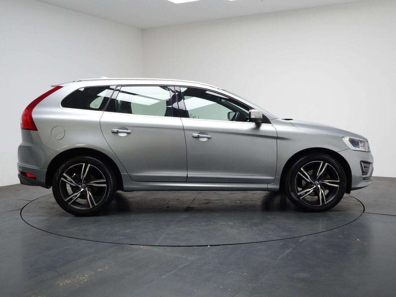 Volvo XC60 - Image 14