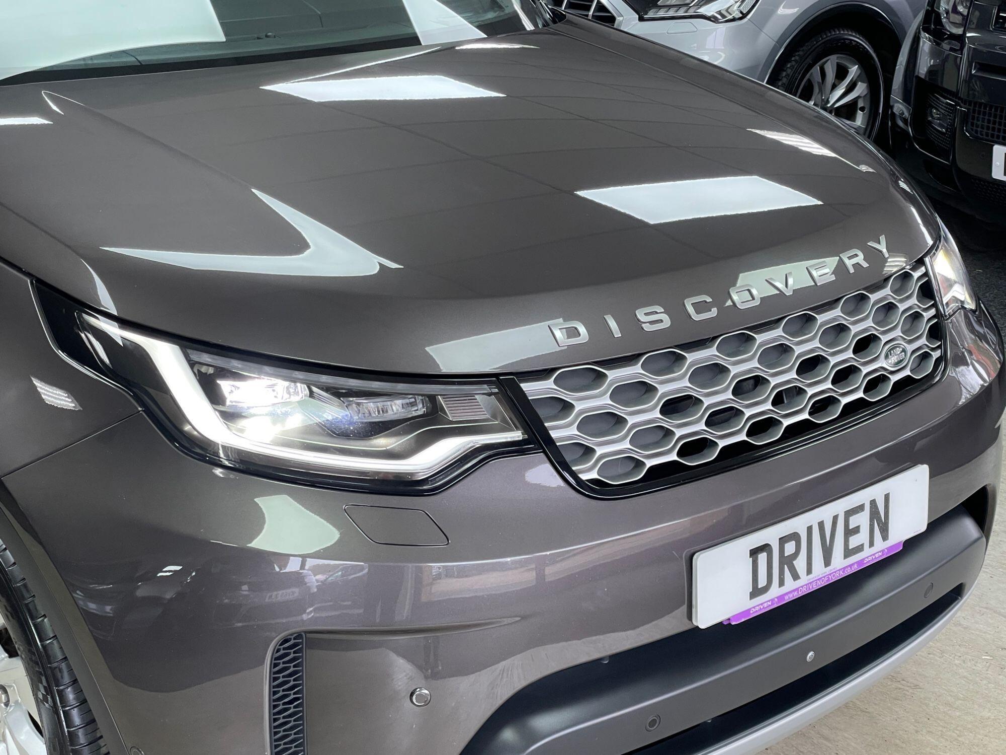 Land Rover Discovery - Image 4