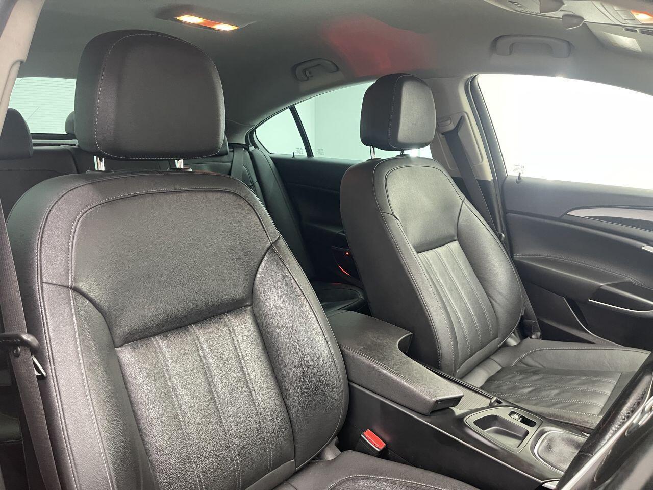 Vauxhall Insignia - Image 2