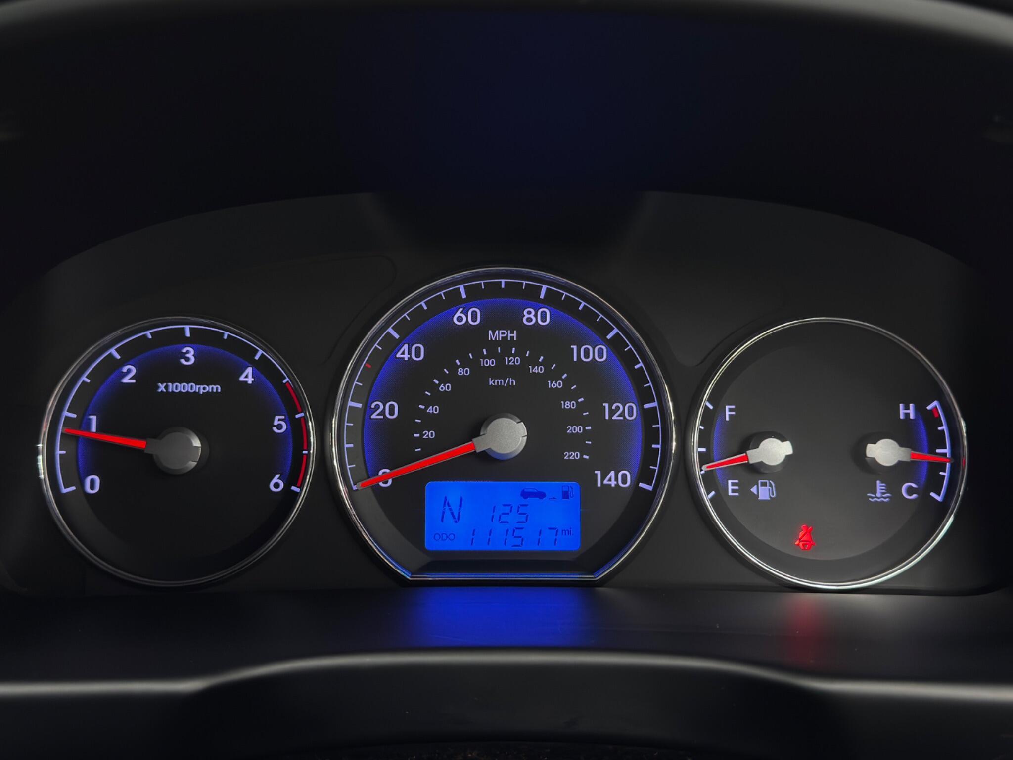 Hyundai Santa Fe - Image 22