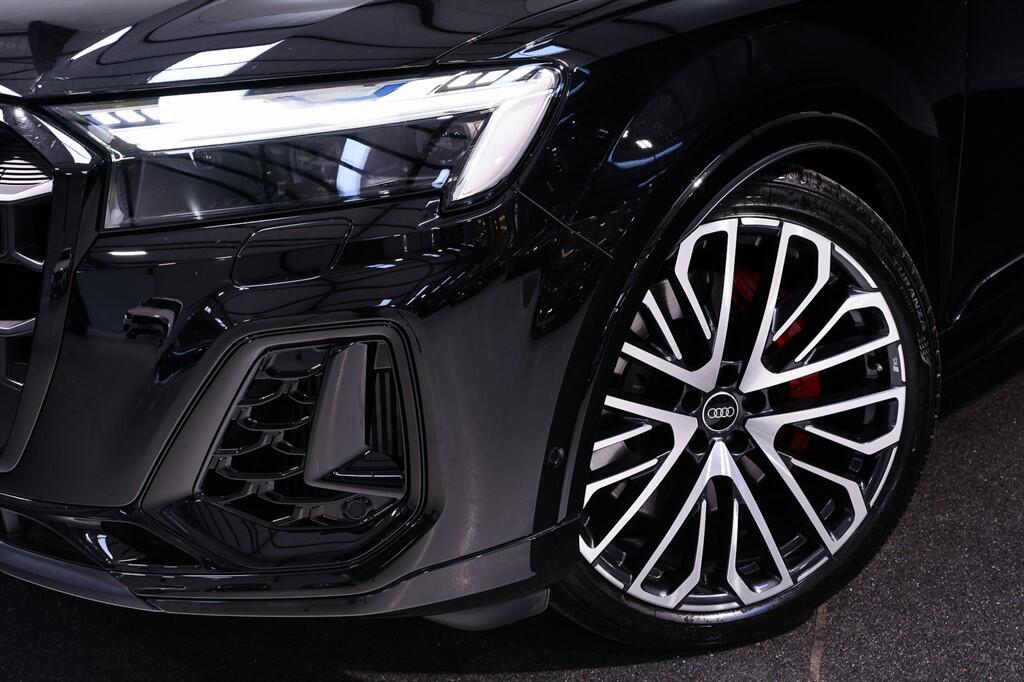 Audi SQ7 - Image 8