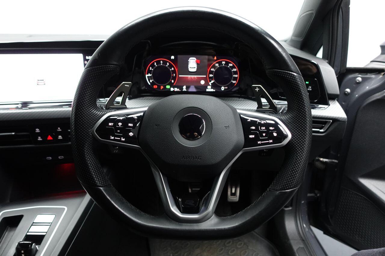 Volkswagen Golf - Image 40