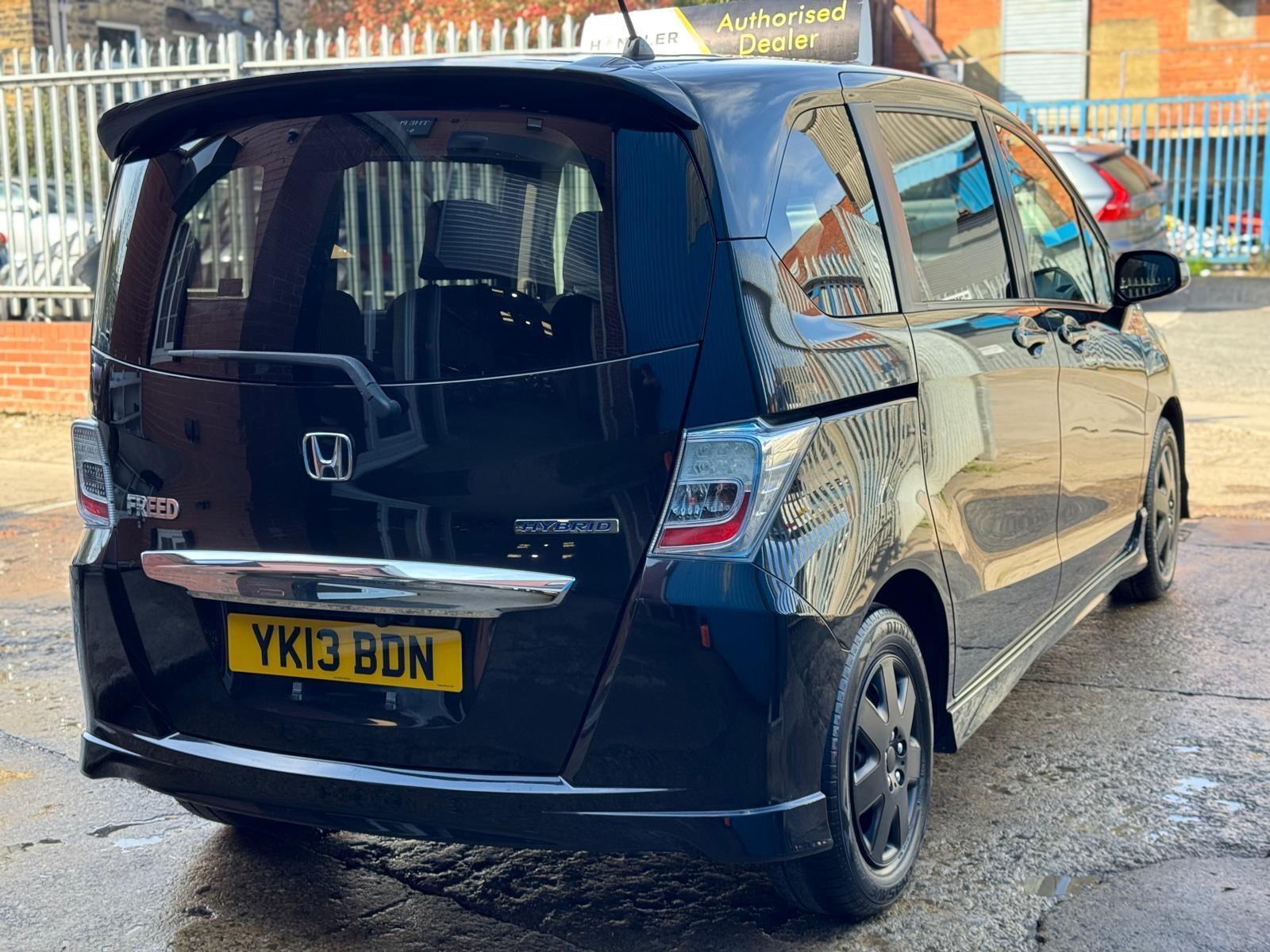 Honda Freed - Image 8