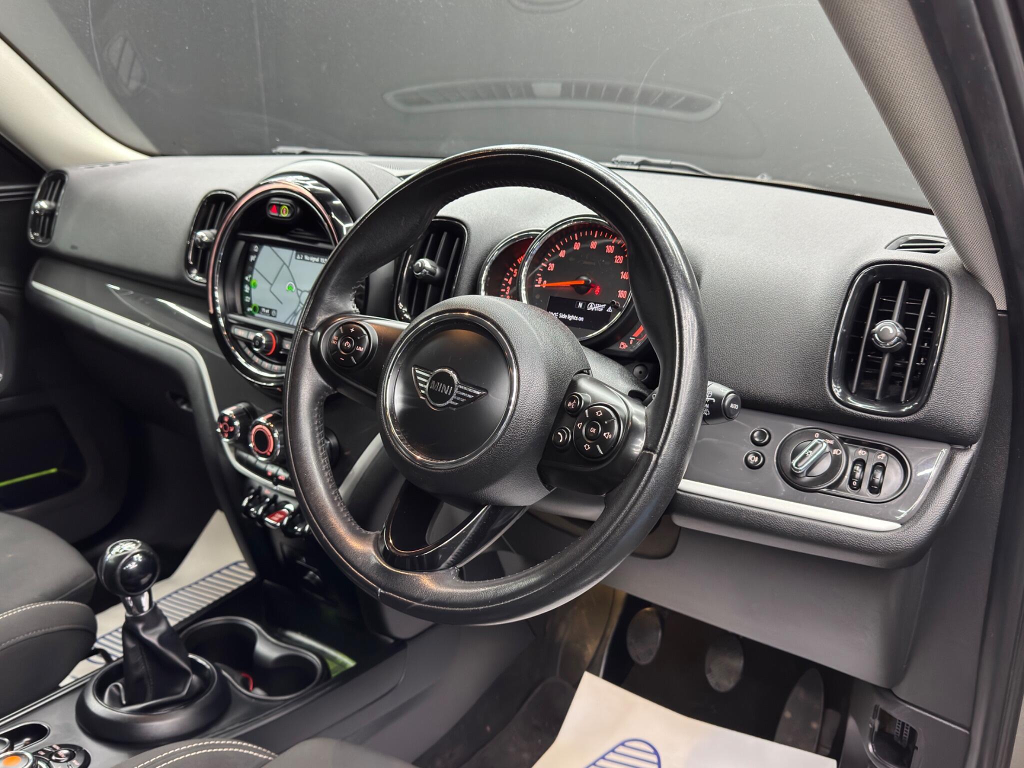 MINI Countryman - Image 9