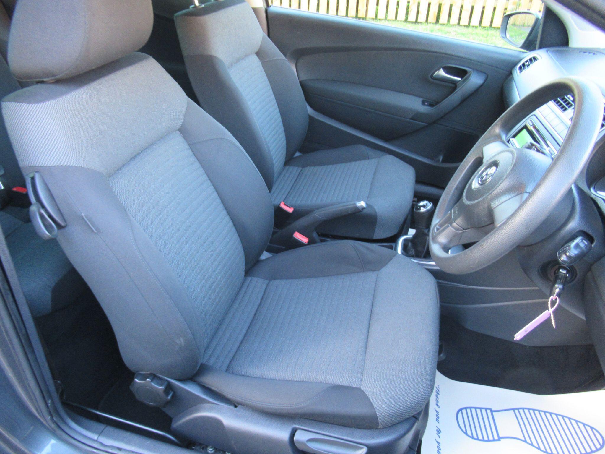 Volkswagen Polo - Image 20