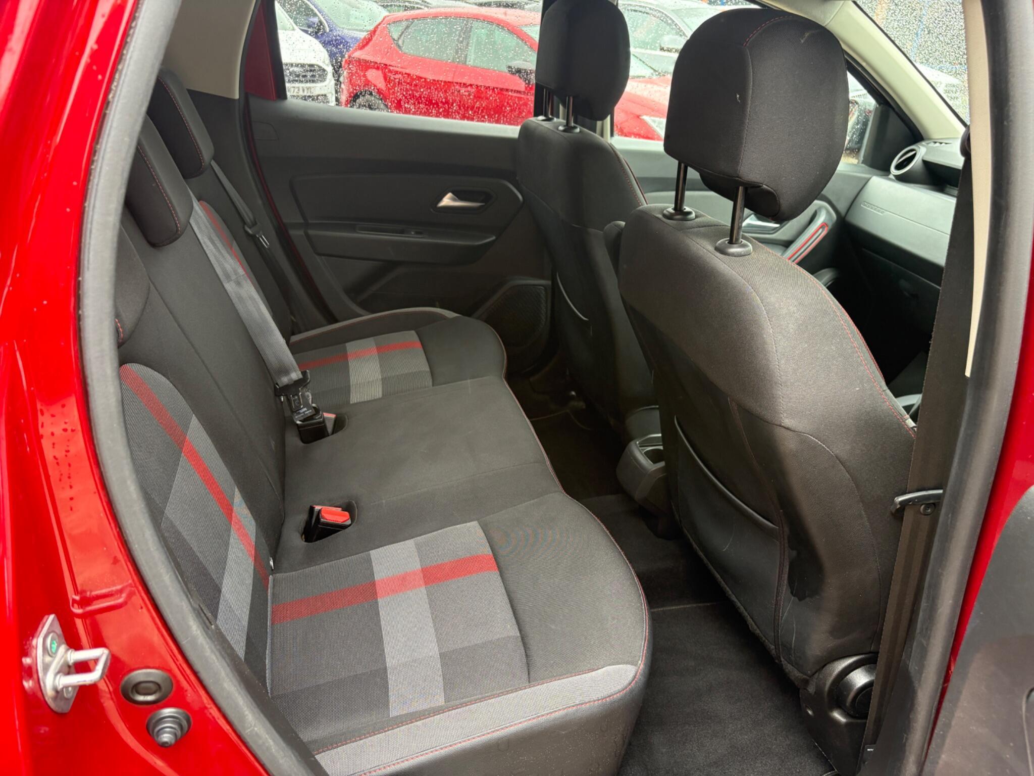 Dacia Duster - Image 10
