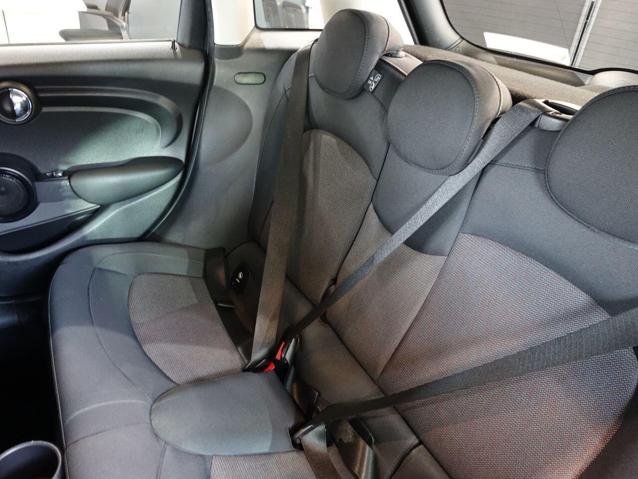MINI Hatch - Image 17