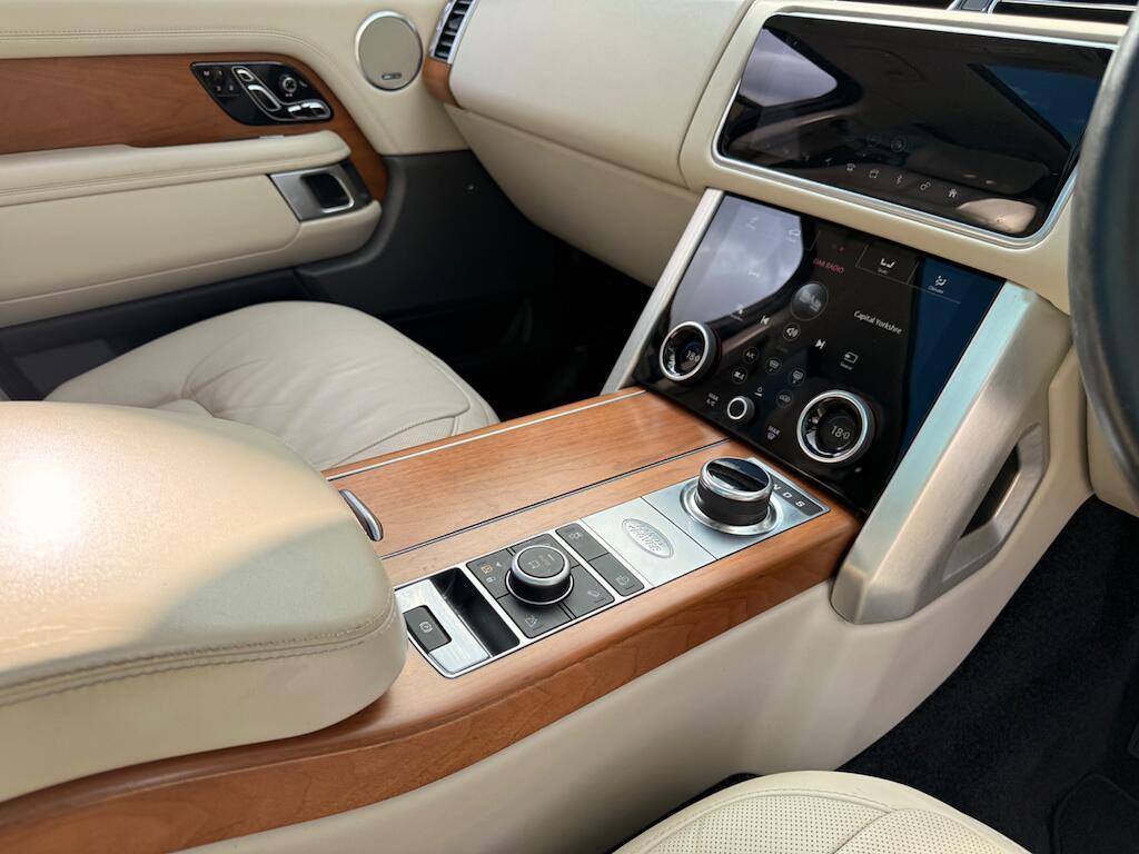 Land Rover Range Rover - Image 60