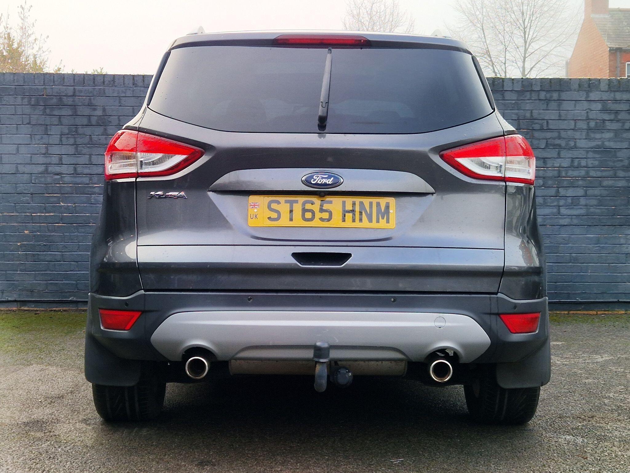 Ford Kuga - Image 19