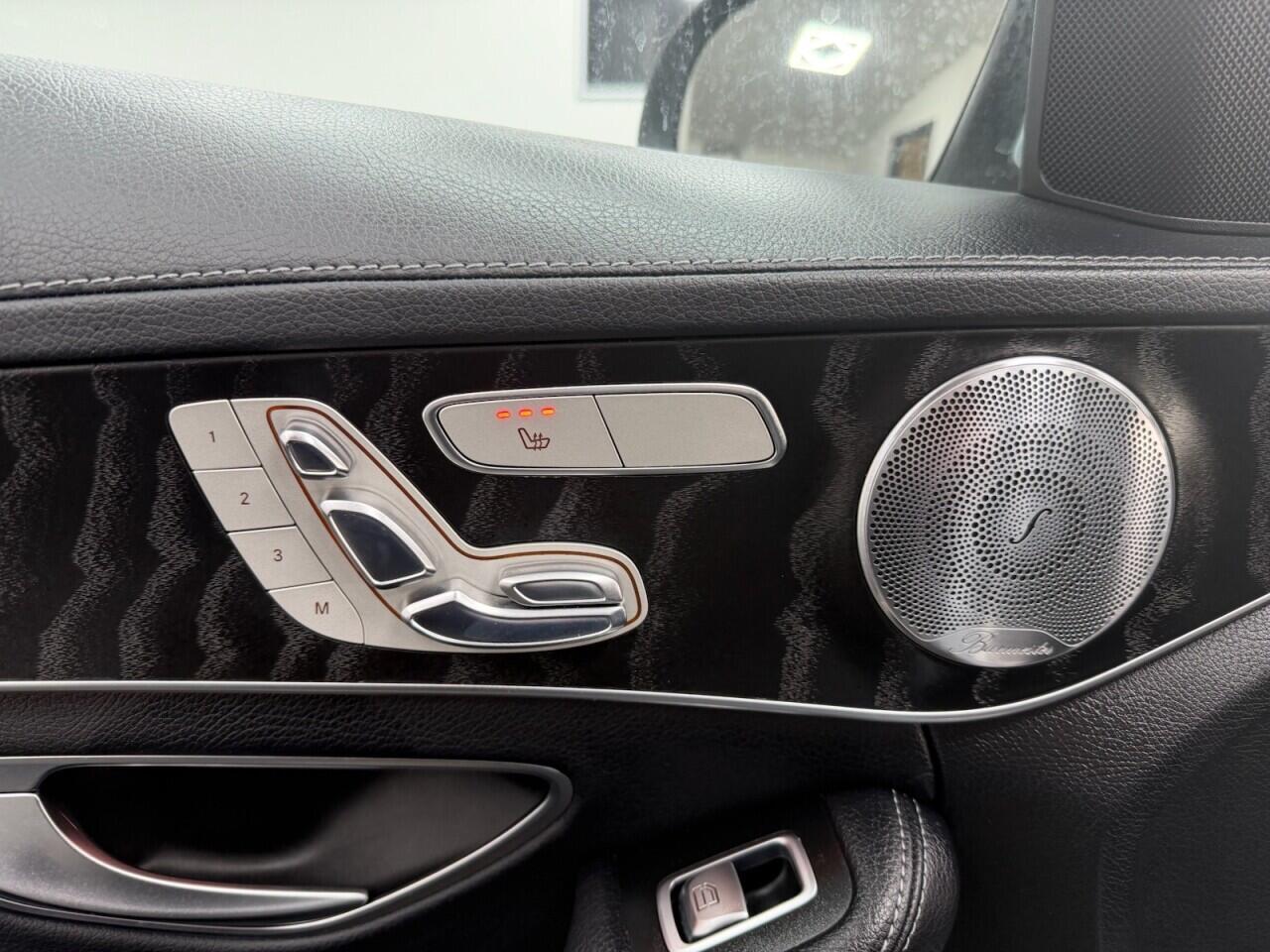 Mercedes C-Class - Image 26