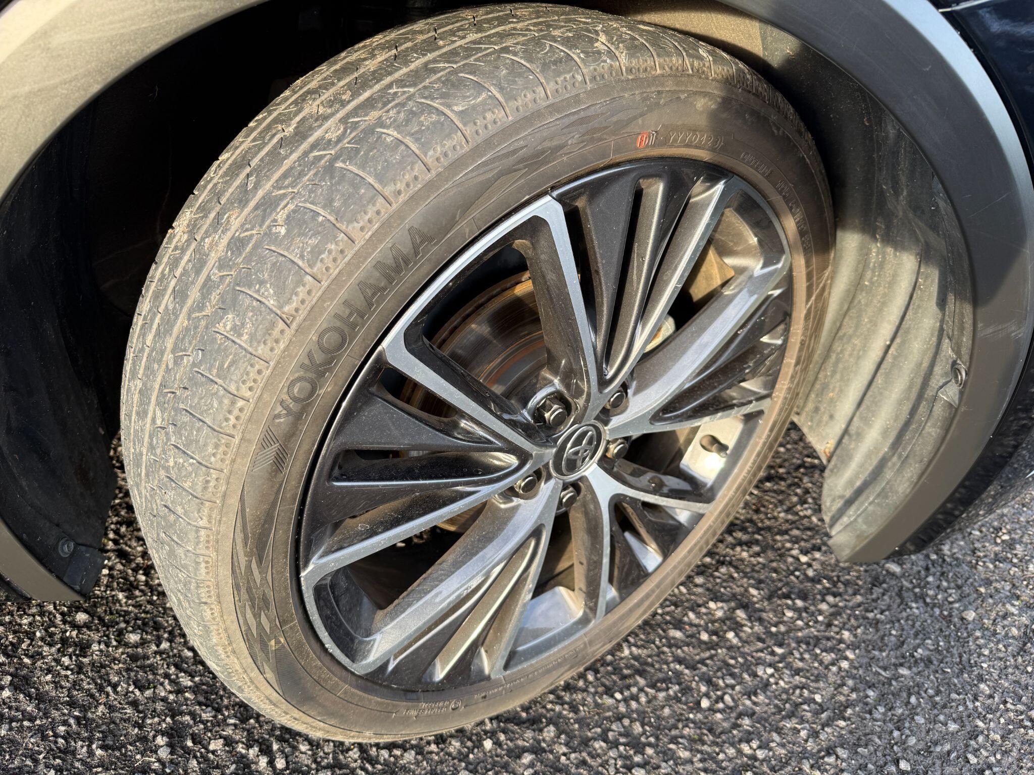 Toyota Prius - Image 76