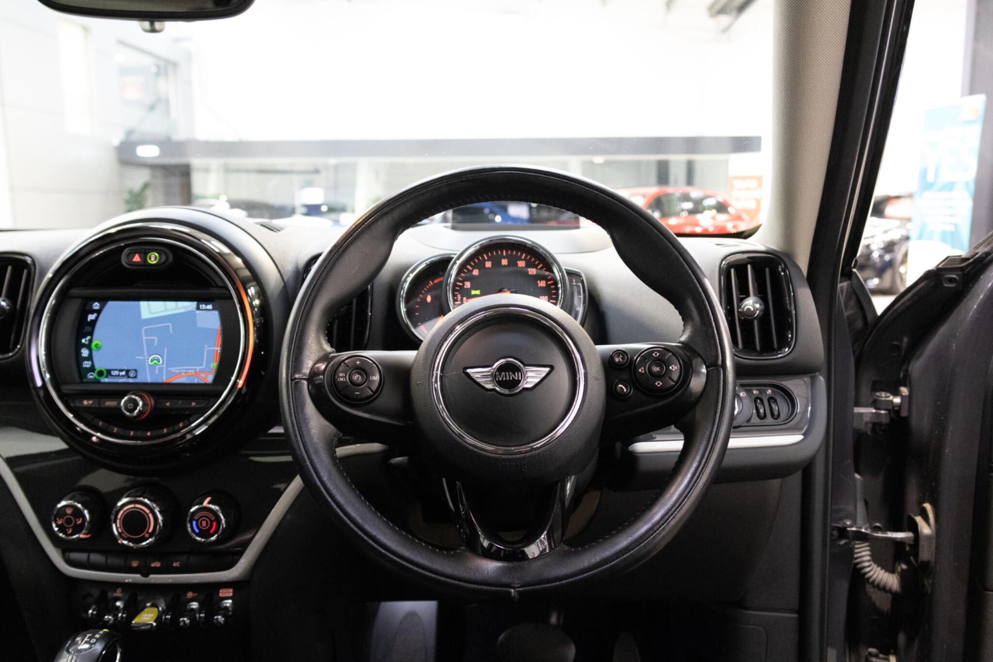 MINI Countryman - Image 15