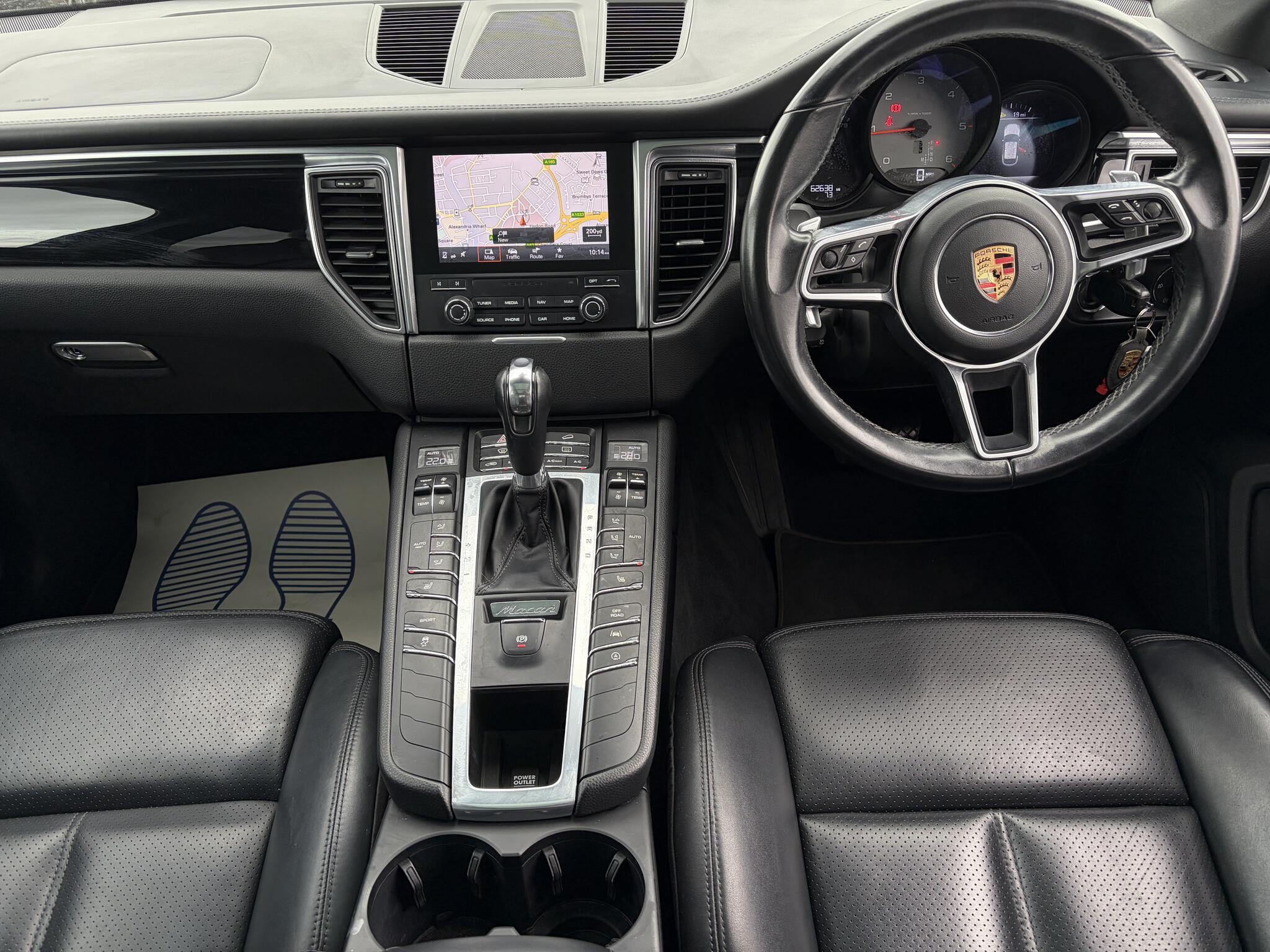 Porsche Macan - Image 6