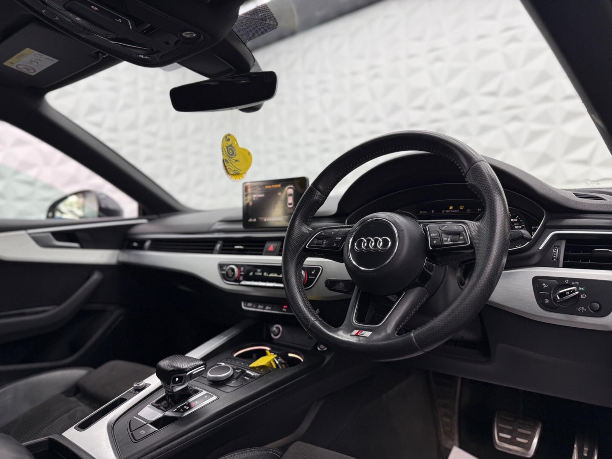 Audi A5 - Image 18