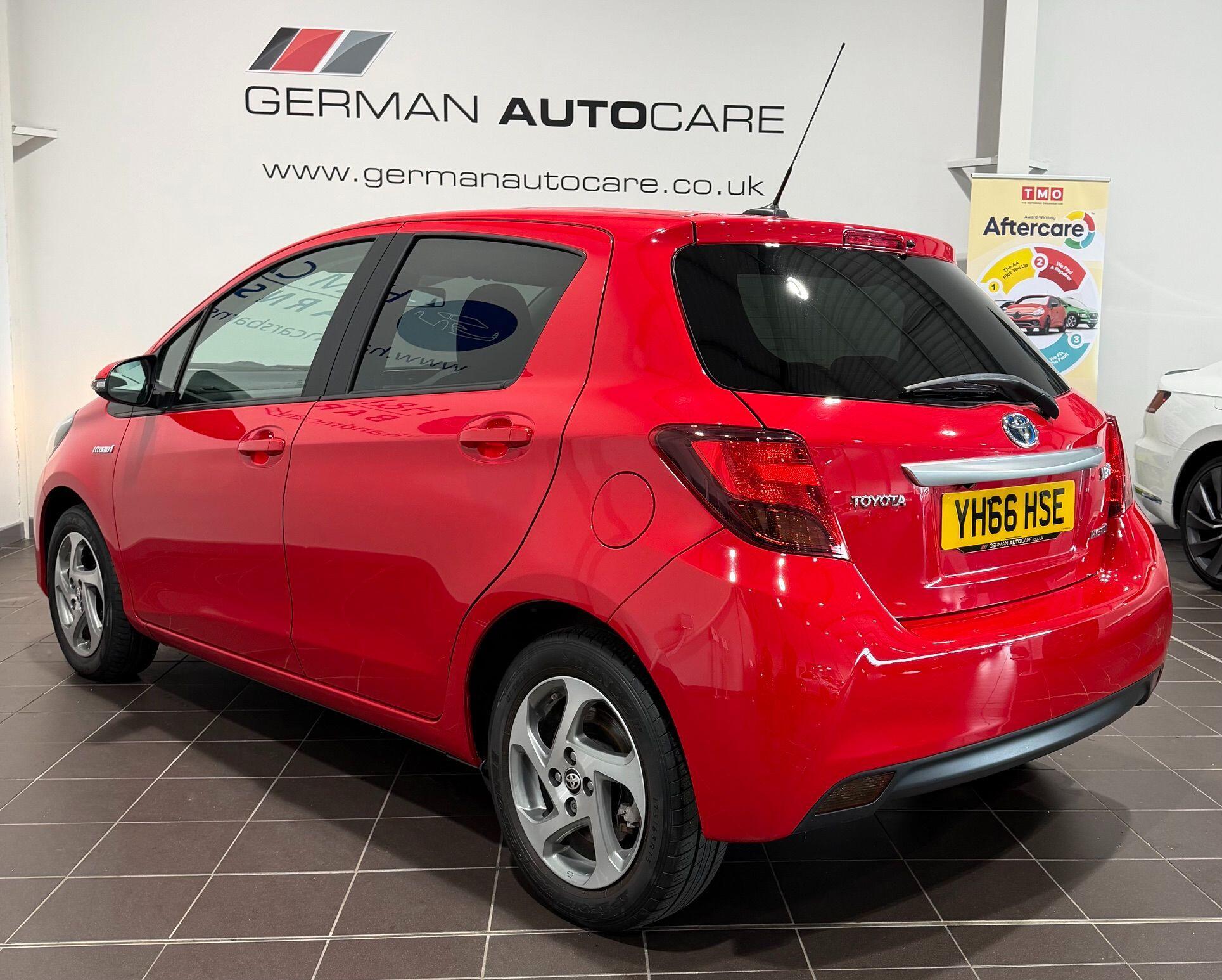 Toyota Yaris - Image 4