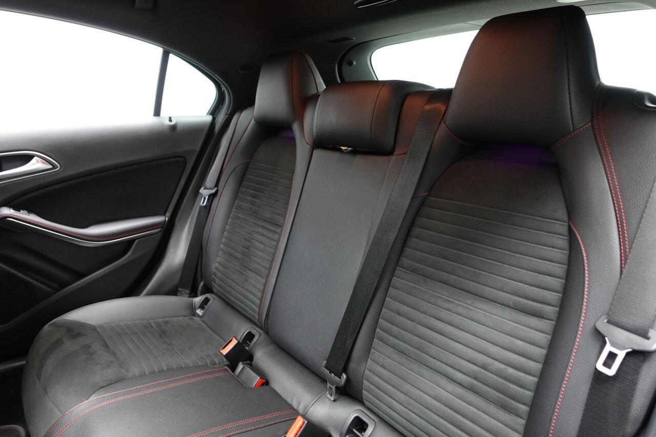 Mercedes-benz A-CLASS - Image 11