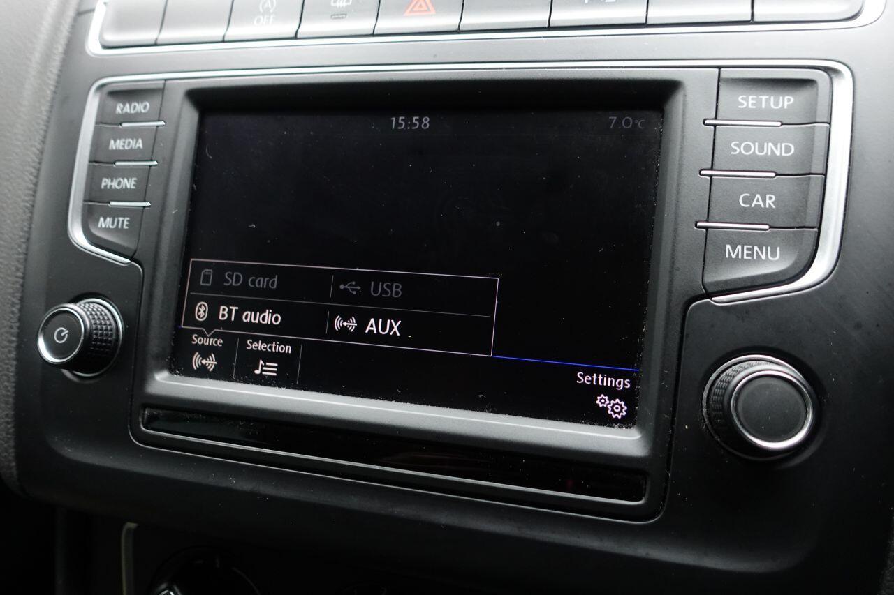 Volkswagen Polo - Image 27