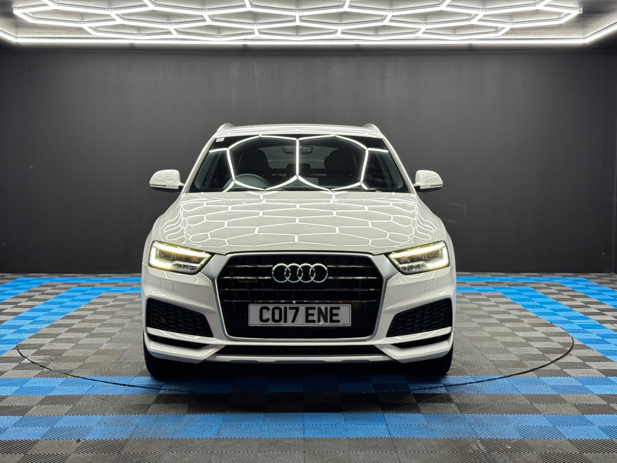 Audi Q3 - Image 2