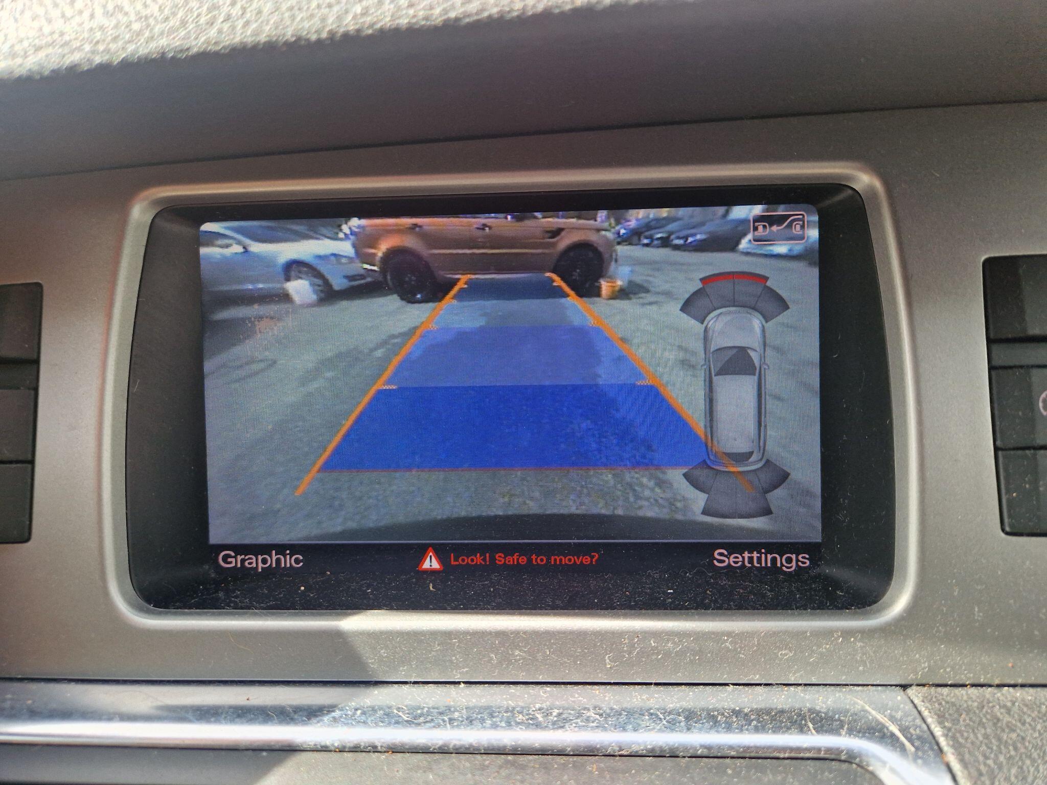 Audi Q7 - Image 10