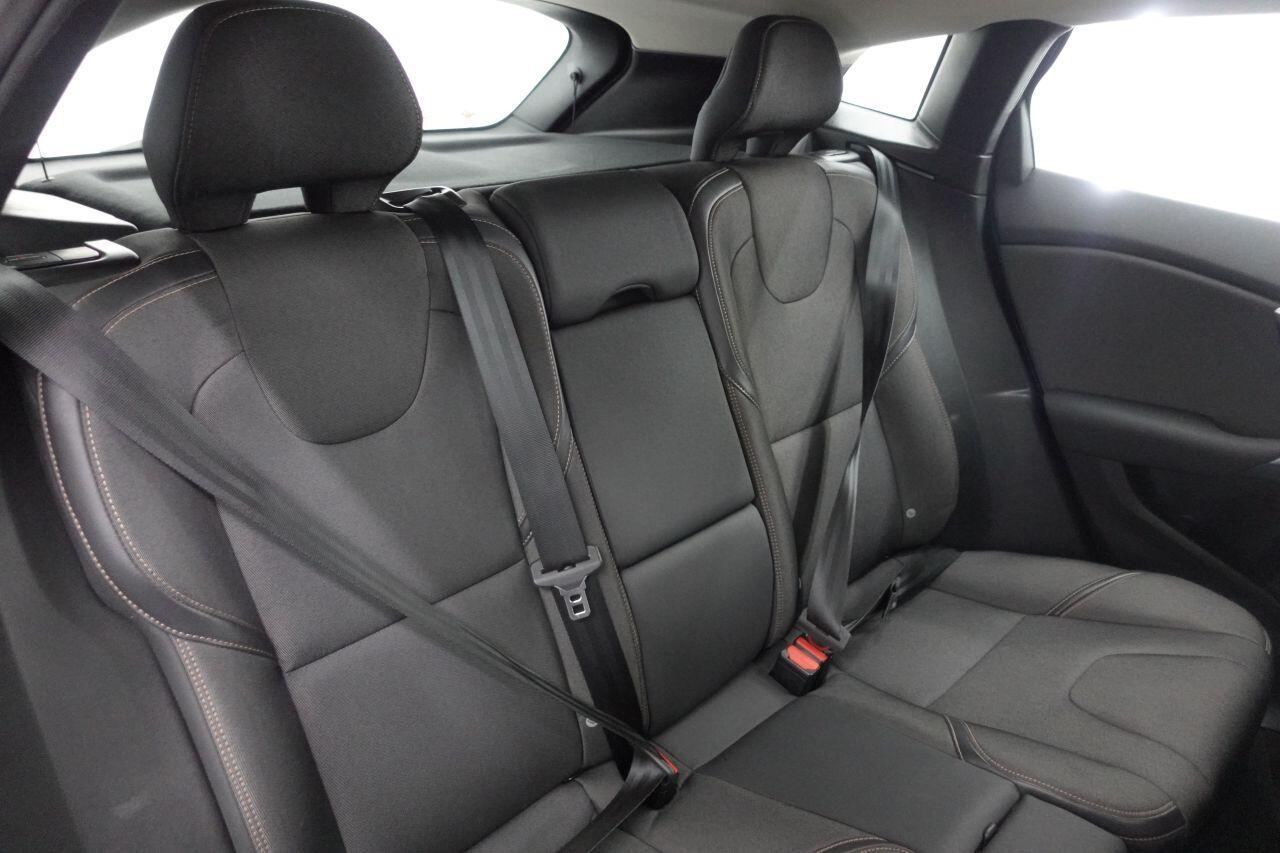 Volvo V40 CROSS COUNTRY - Image 15