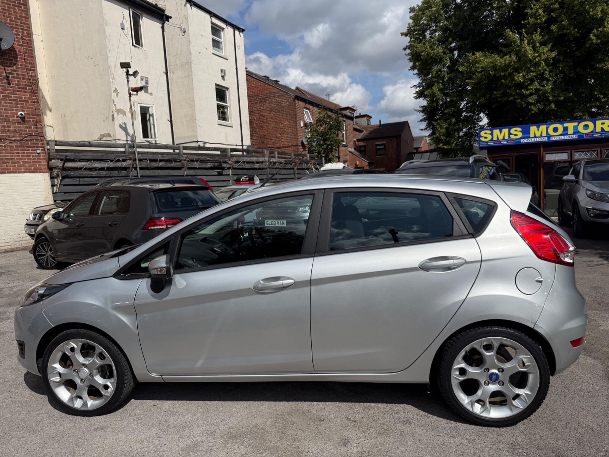 Ford Fiesta - Image 4