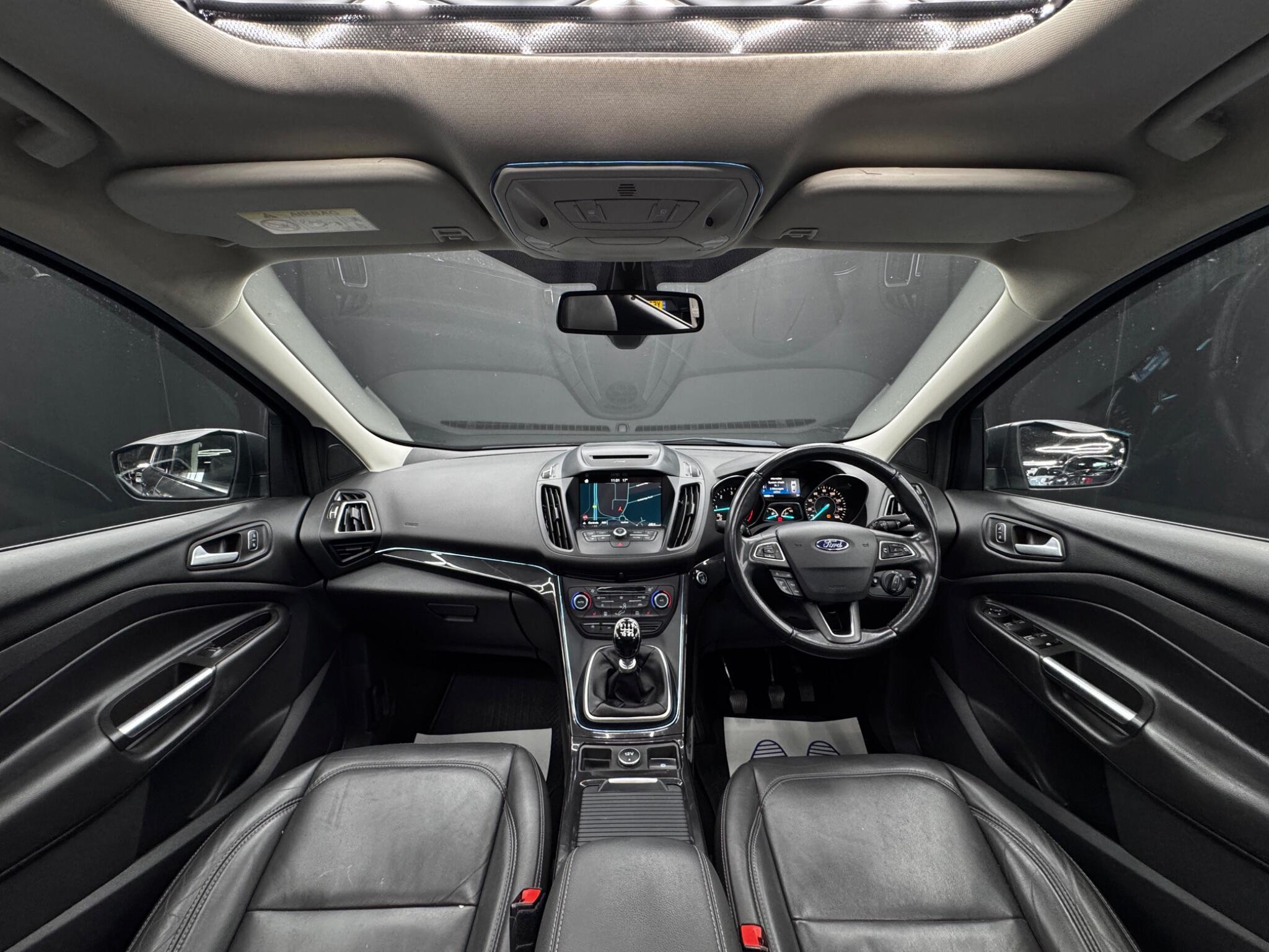 Ford Kuga - Image 17