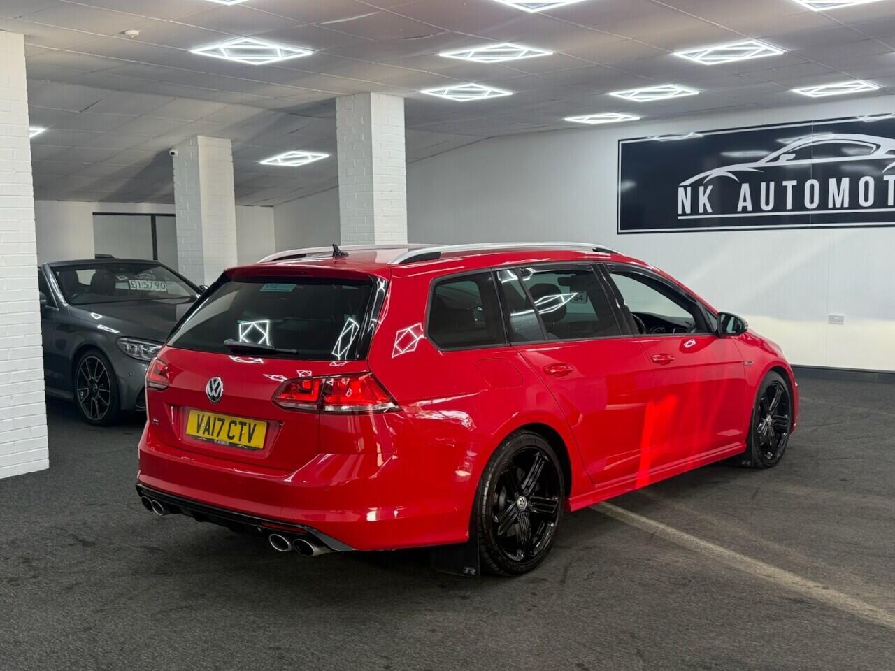 Volkswagen Golf - Image 4