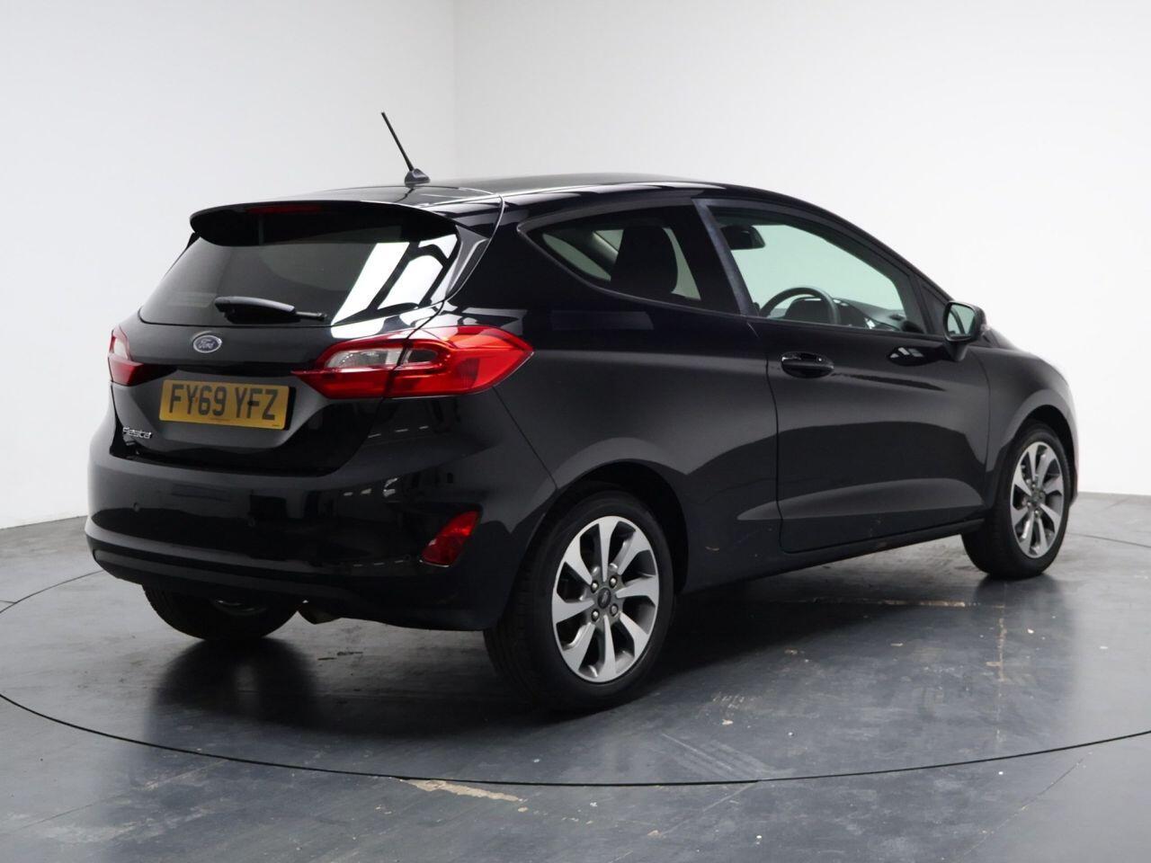 Ford Fiesta - Image 7