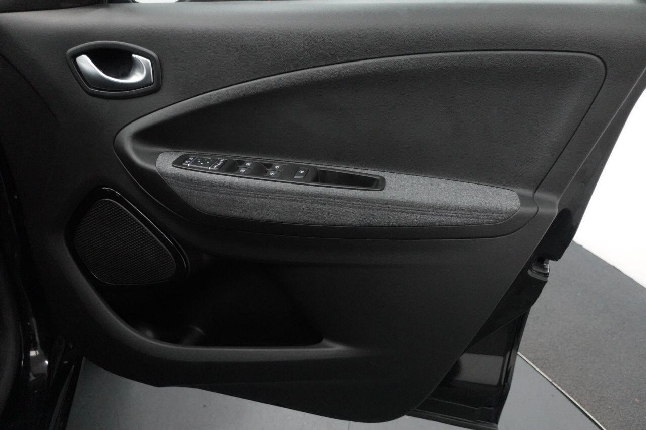 Renault Zoe - Image 18