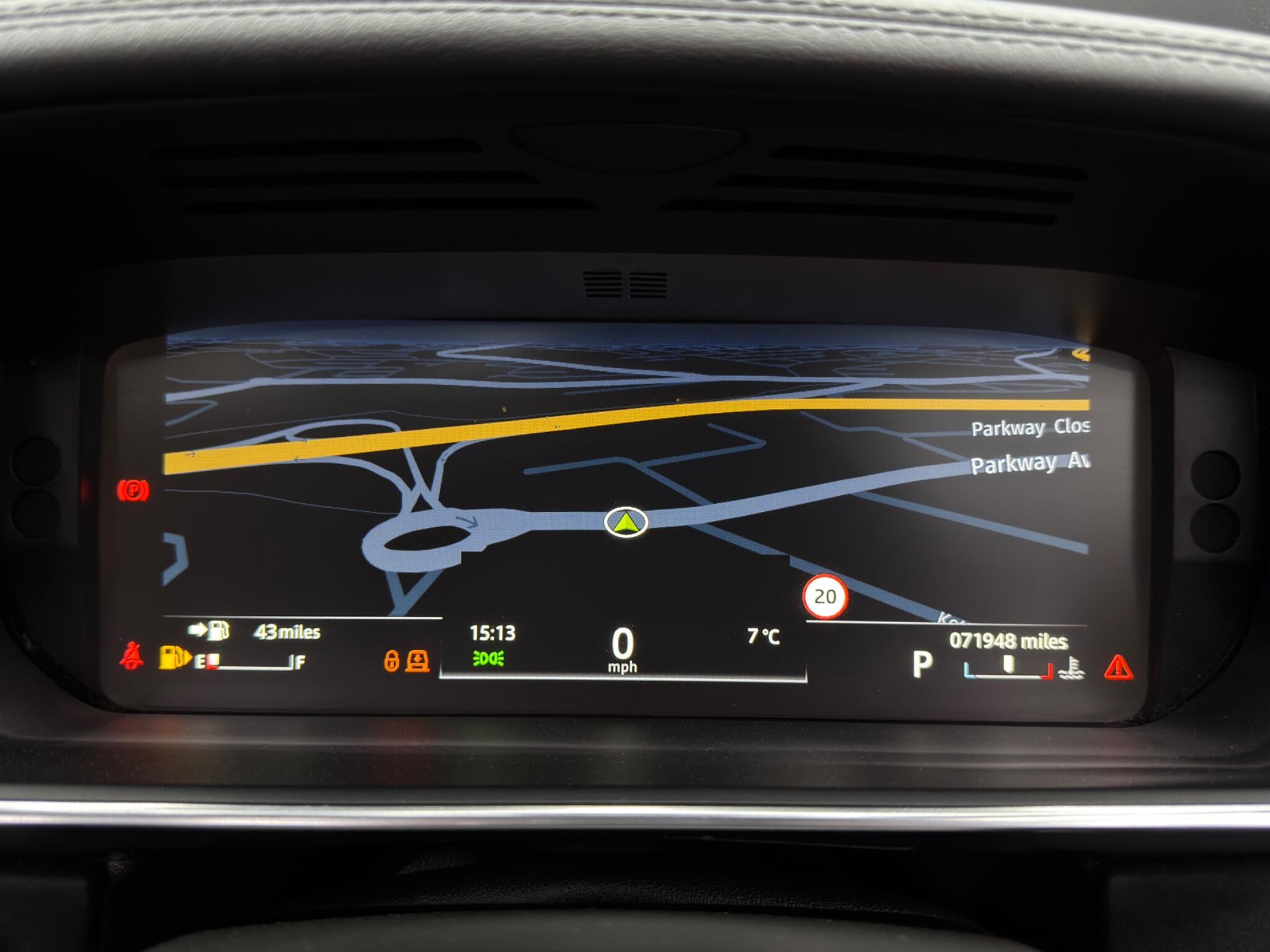 Land Rover Range Rover - Image 22