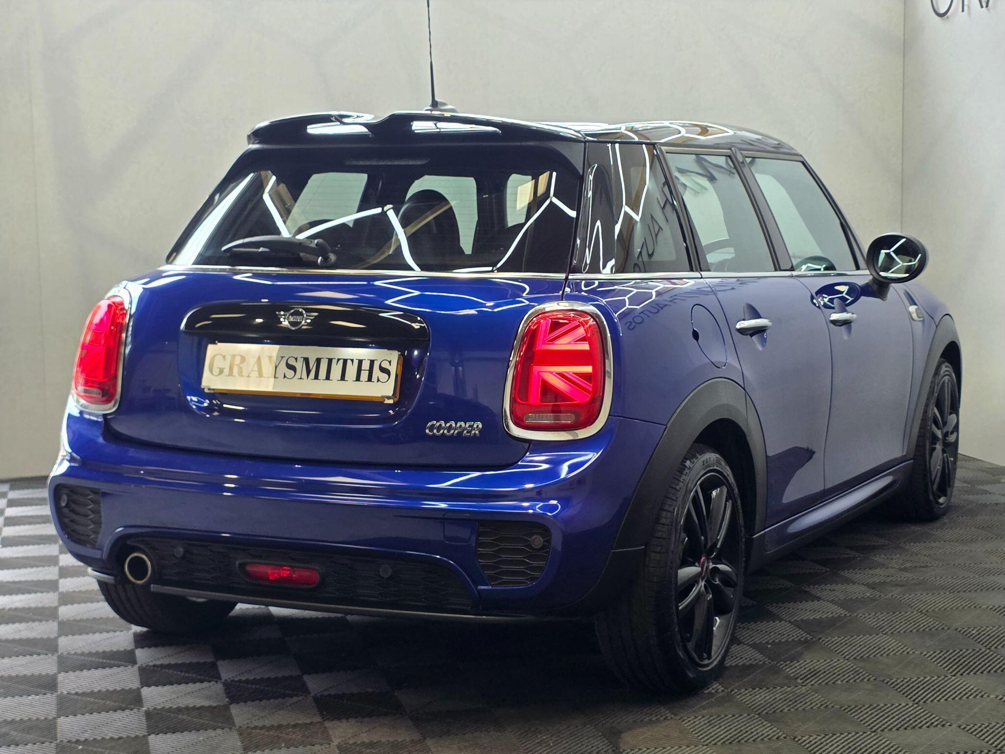 MINI Hatch - Image 9