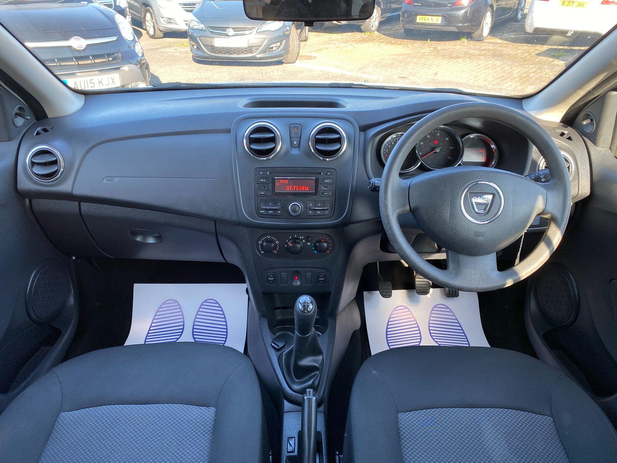 Dacia Sandero - Image 3