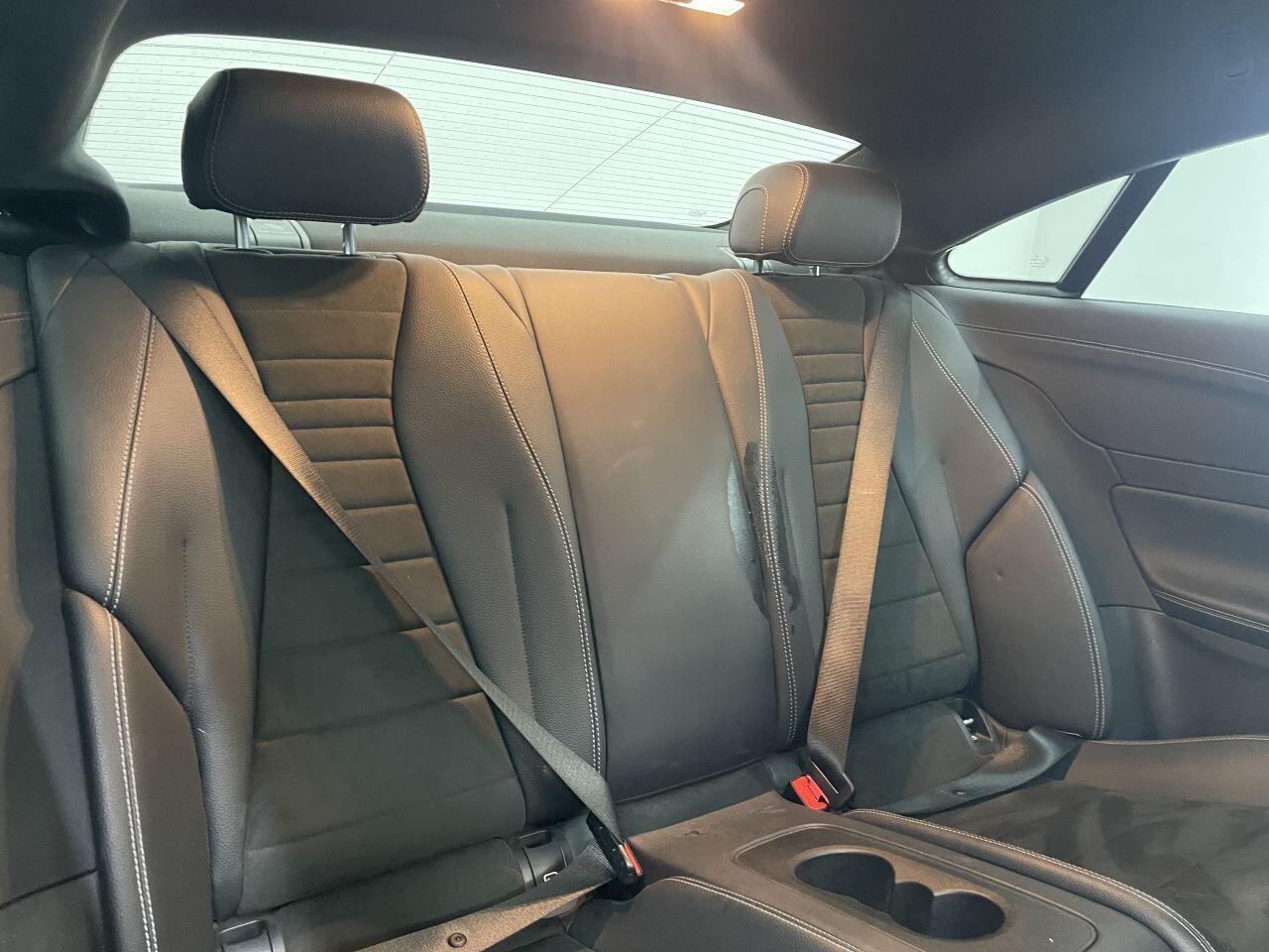 Mercedes-benz E-CLASS - Image 25