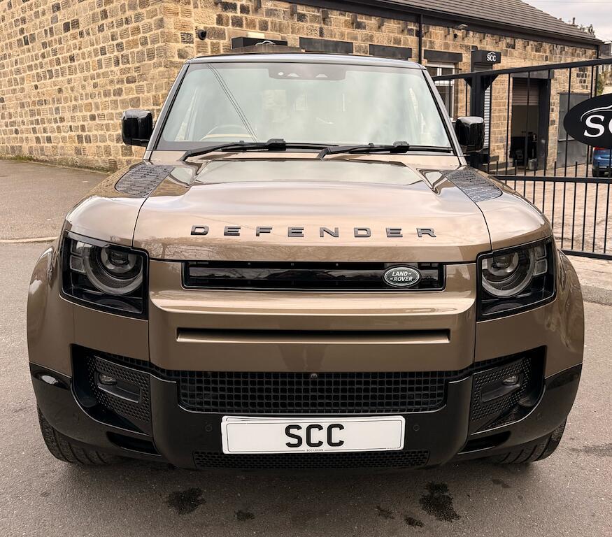 Land Rover Defender 90 - Image 3