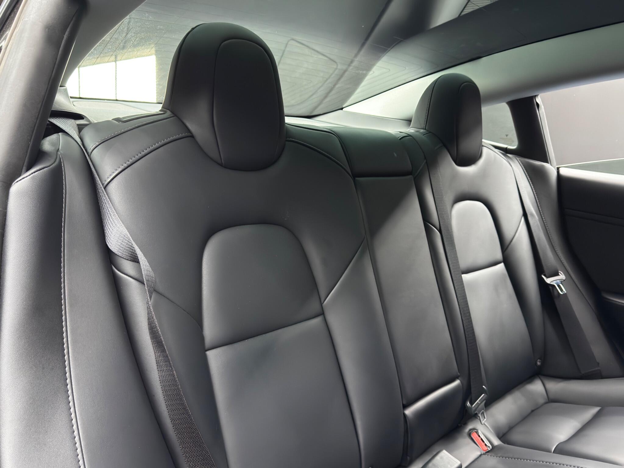 Tesla Model 3 - Image 15