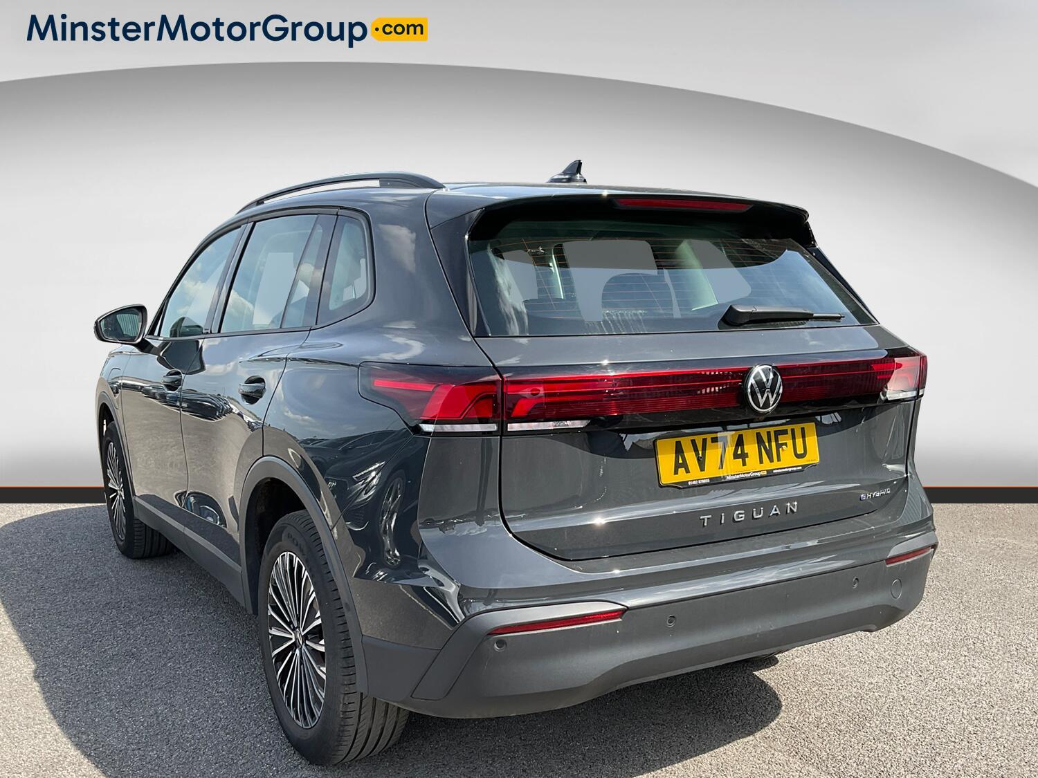 Volkswagen Tiguan - Image 4