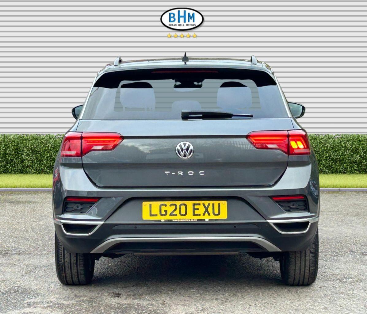 Volkswagen T-Roc - Image 25