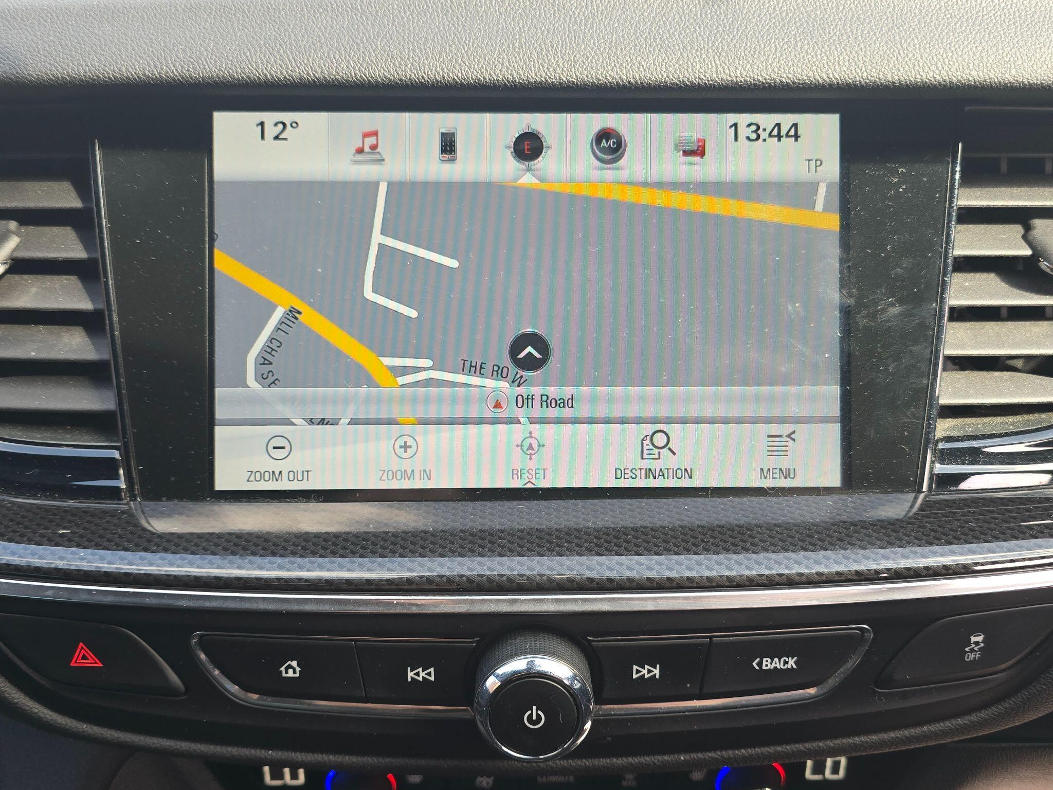 Vauxhall Insignia - Image 27