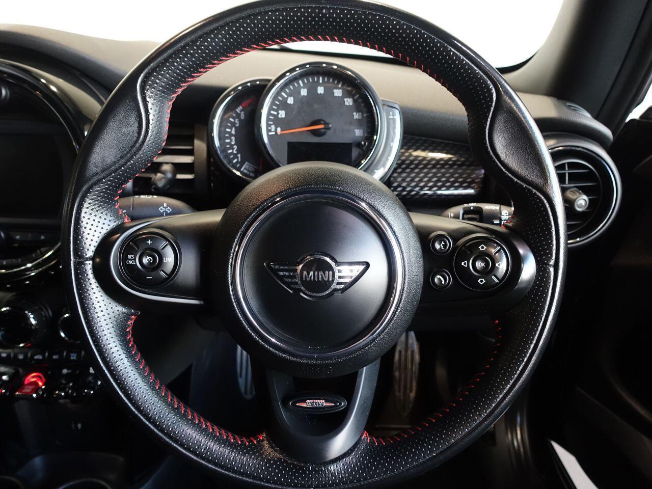 MINI Hatch - Image 12