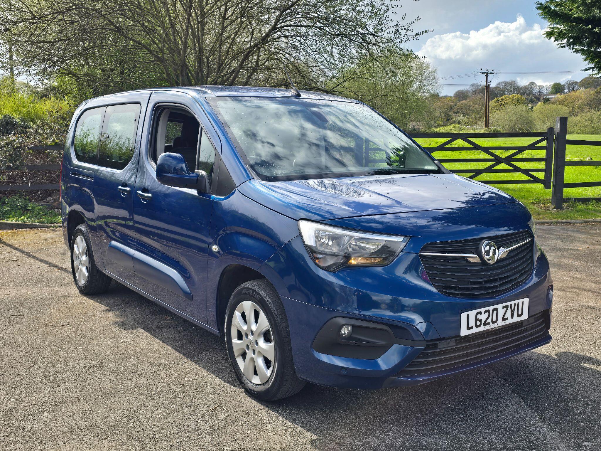 Vauxhall Combo Life - Image 15