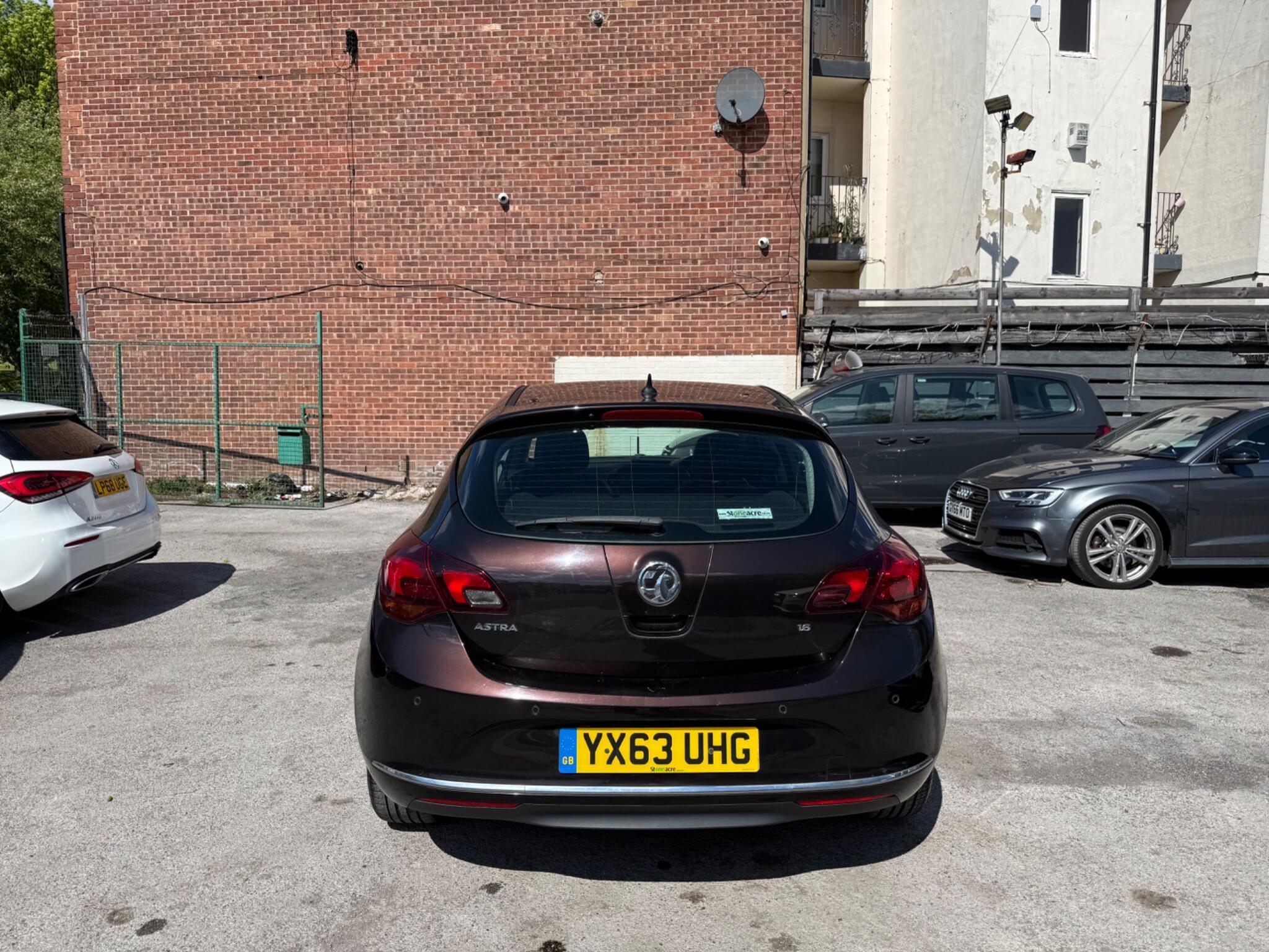 Vauxhall Astra - Image 6