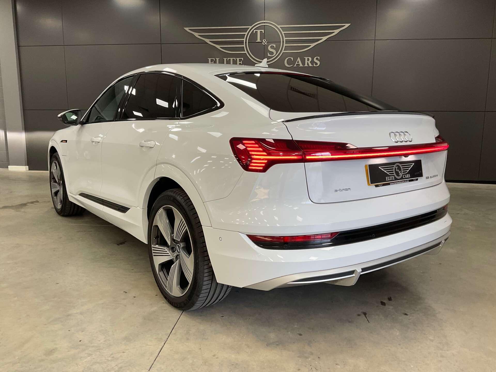 Audi E-Tron - Image 6