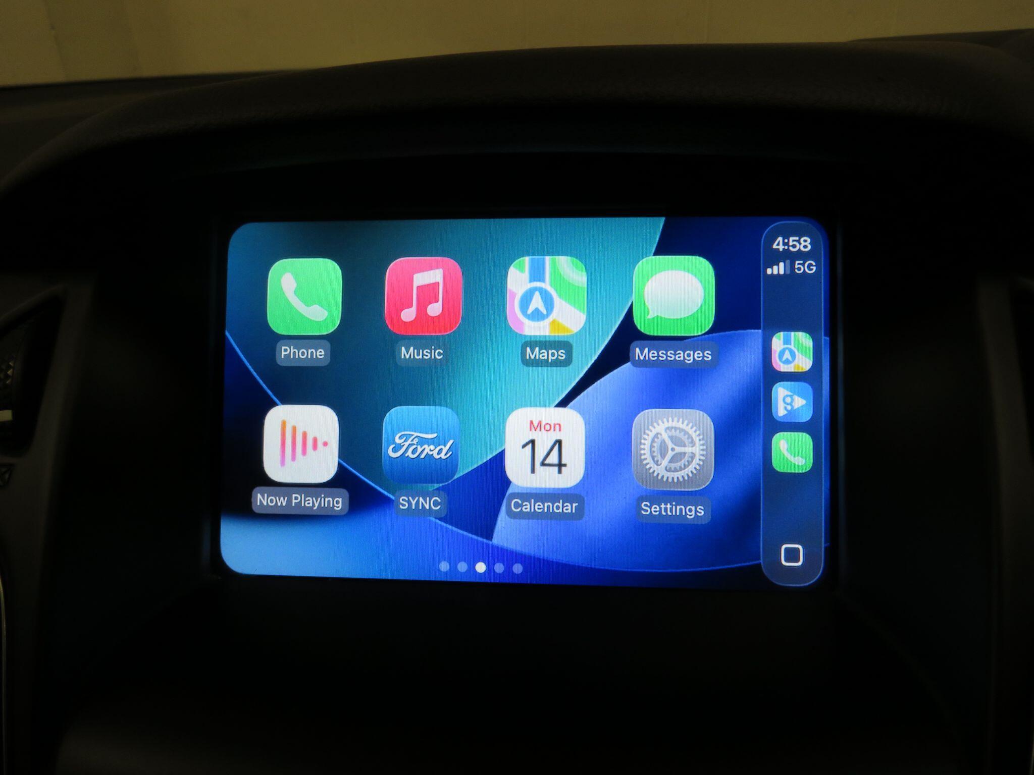 Ford Focus - Image 18
