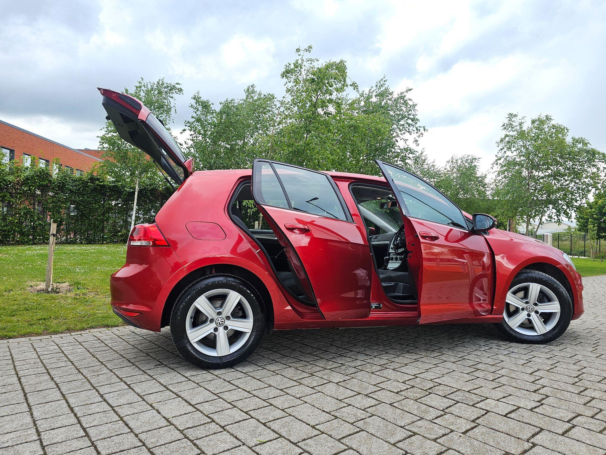 Volkswagen Golf - Image 13