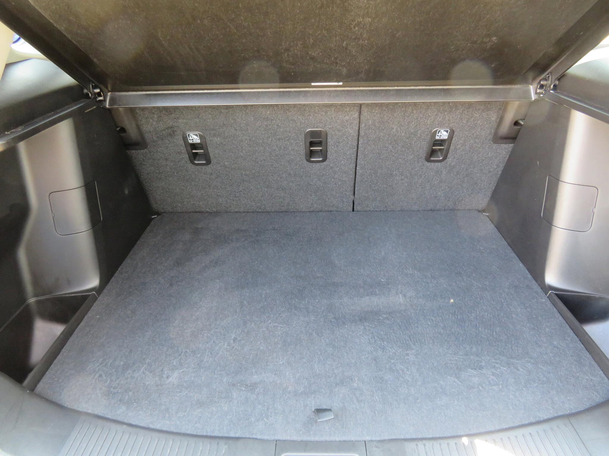 Suzuki S-Cross - Image 10