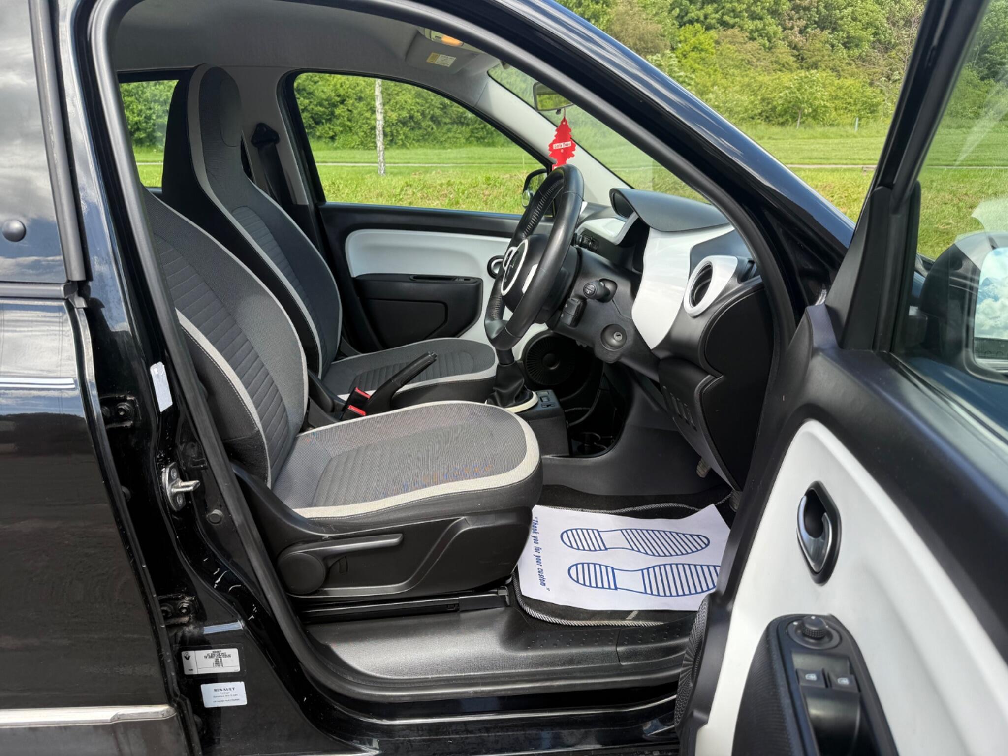 Renault Twingo - Image 11