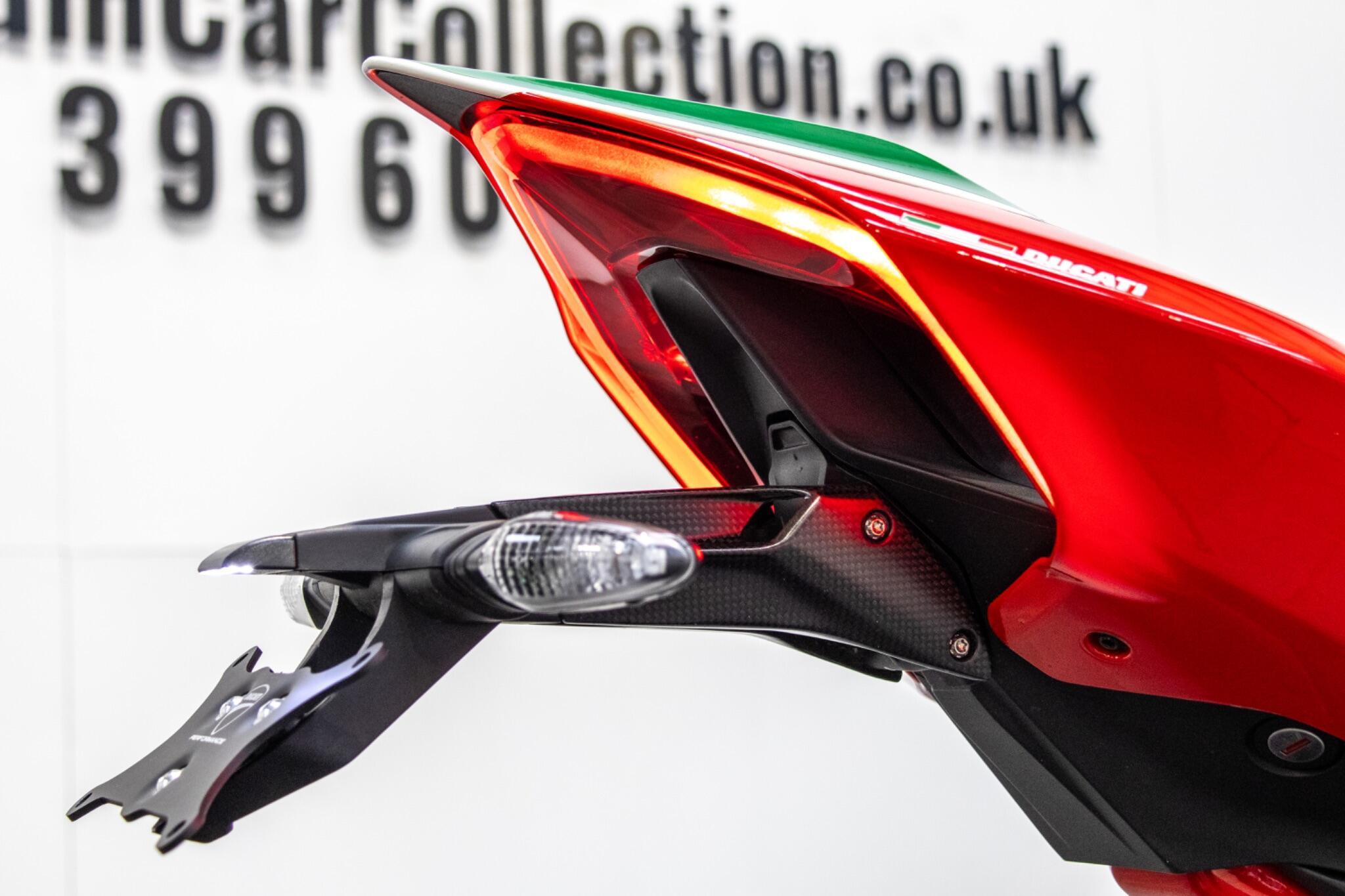 Ducati PANIGALE V4 - Image 6