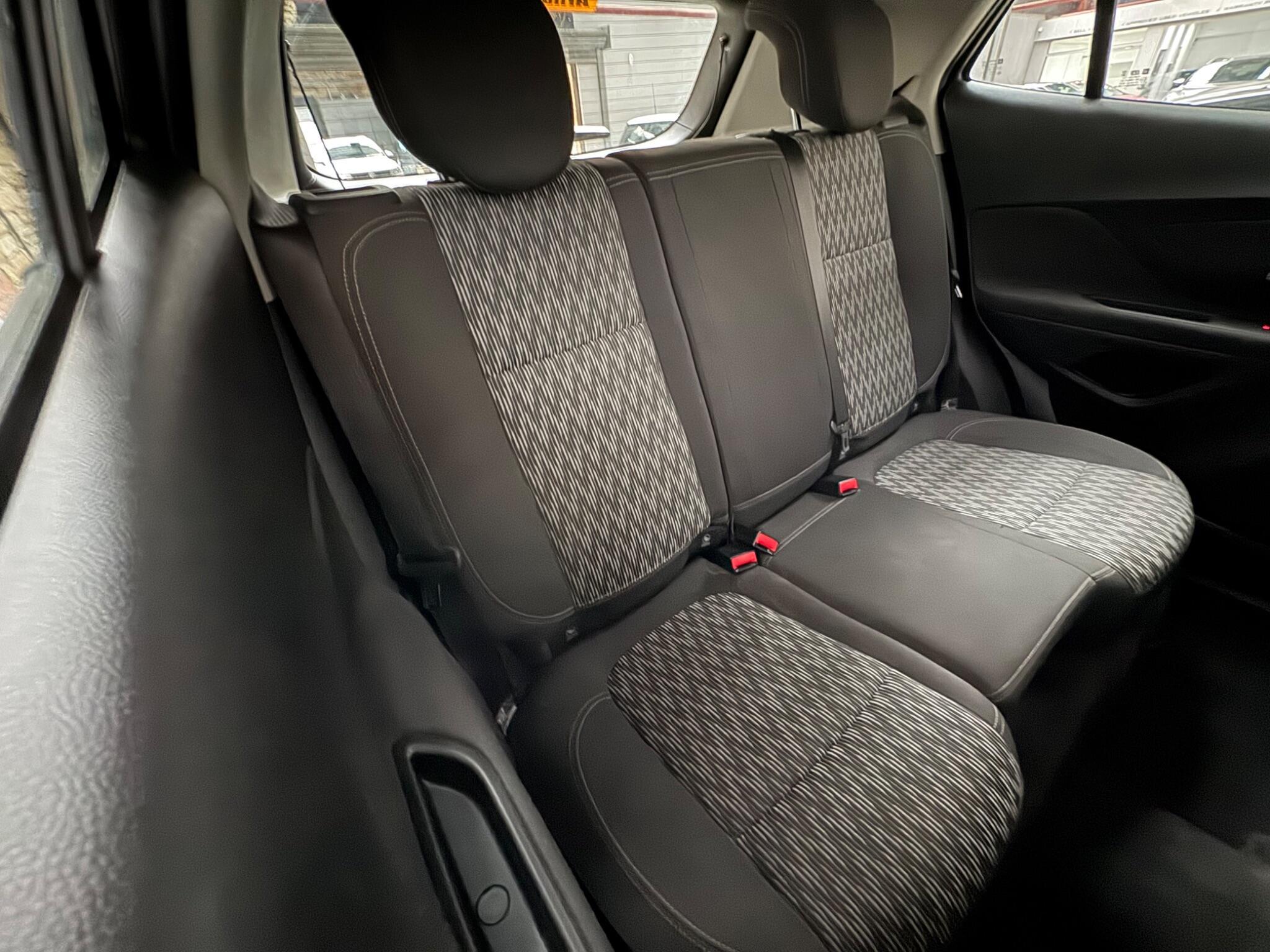 Vauxhall Mokka - Image 9