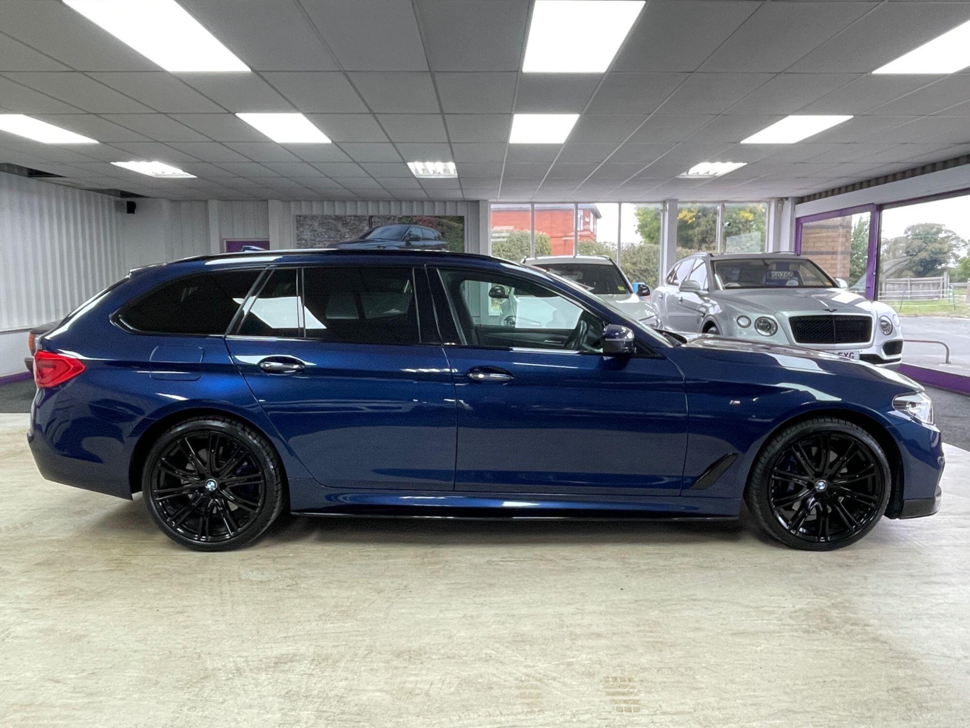 BMW 5 Series - Image 10