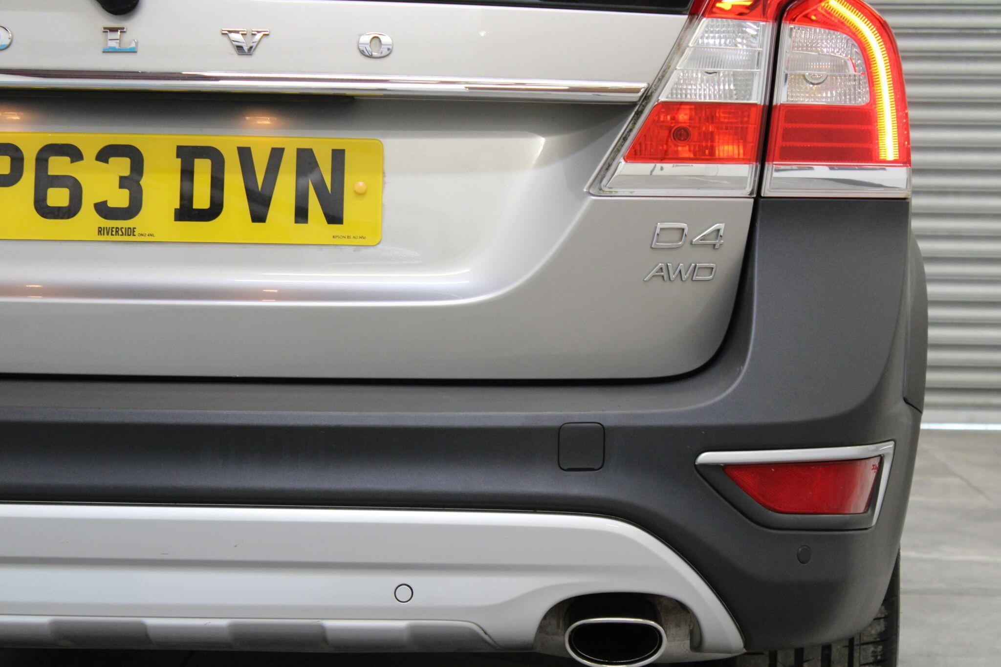 Volvo XC70 - Image 13